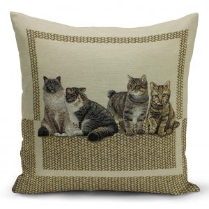 Decorative case gobelin with four kittens