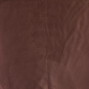 Μονόχρωμες βελούδινες διακοσμητικές θήκες για μαξιλάρια.