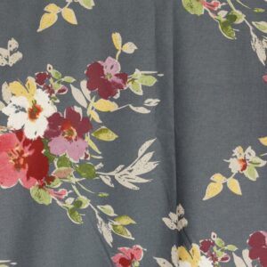 Μαξιλάρι καρέκλας με μοναδικό σχέδιο λουλουδιών.