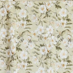 Μαξιλάρι καρέκλας φλοράλ σε απαλά χρώματα.