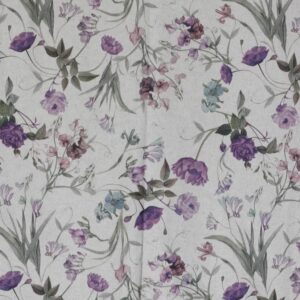 Διακοσμητικές θήκες μαξιλαριού με σχέδια σε μωβ-ροζ αποχρώσεις.